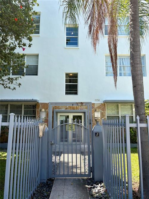 301-1358 Pennsylvania Ave, Miami Beach, FL, 33139-4001 | Card Image