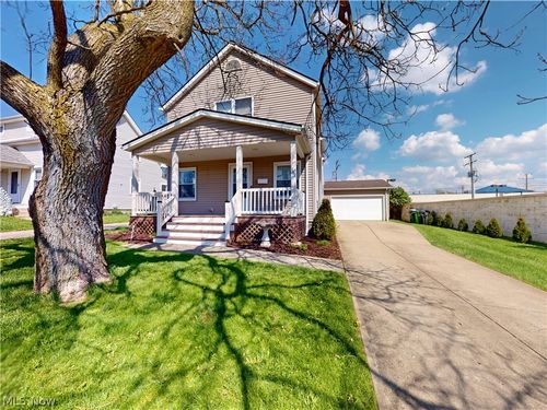 1461 Iroquois Ave, Mayfield Heights, OH, 44124-1550 | Card Image