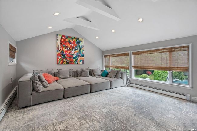 Bonus/Great Room | Image 23