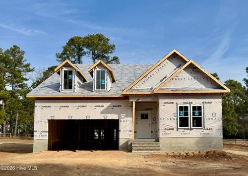 100 Tower St, Southern Pines, NC, 28387-8608 | Card Image