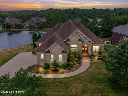 16904 Shakes Creek Dr, Fisherville, KY, 40023-7778 | Card Image