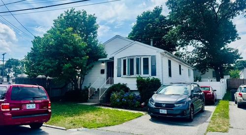 26 Gloucester St, Providence, RI, 02908-1408 | Card Image