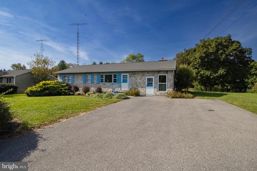2364 Eagle School Road, MARTINSBURG, WV, 25404 | Card Image