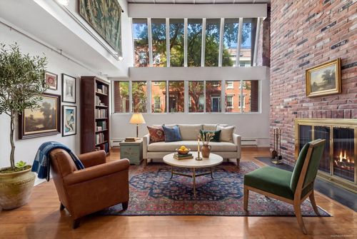 1n-72 Horatio St, New York, NY, 10014-1575 | Card Image