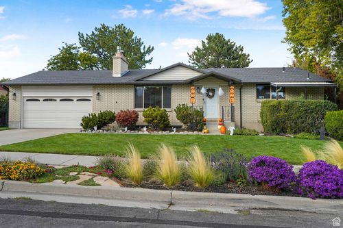 3002 W Carranza Dr, Taylorsville, UT, 84129-2641 | Card Image