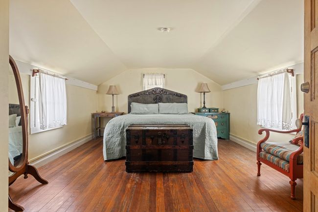202 S Bowie St, Home with 5 bedrooms, 6 bathrooms and 1 parking in Fredericksburg TX | Image 21