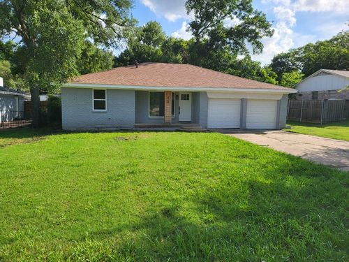 412 Ellis St, Allen, TX, 75002-2810 | Card Image