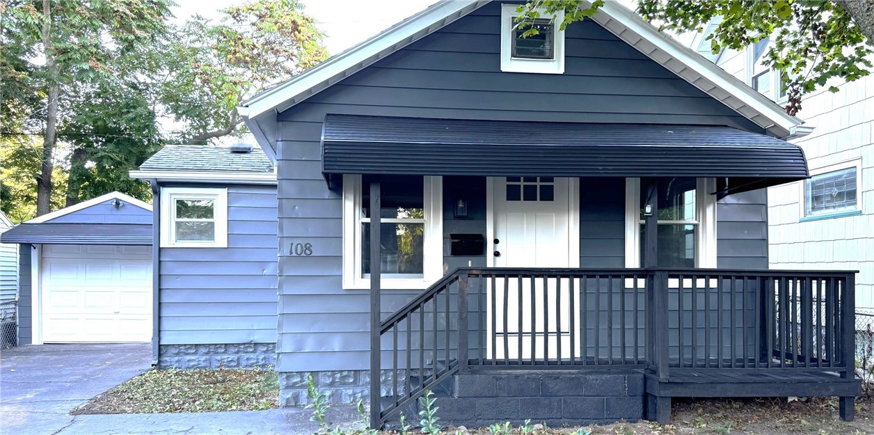 Lodge Dr, Rochester, NY 14622