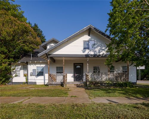 310 S Rusk St, Groesbeck, TX, 76642-1448 | Card Image