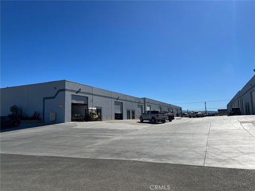 ste-e-17615 Alder St, Hesperia, CA, 92345-5075 | Card Image