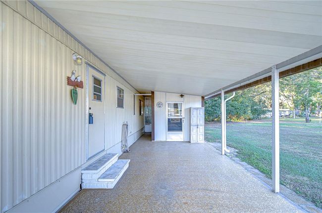 39351 Dundee Rd, House other with 2 bedrooms, 2 bathrooms and null parking in ZEPHYRHILLS FL | Image 7