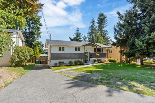 4343 Cedar Hill Rd, Saanich, BC, V8N5L8 | Card Image