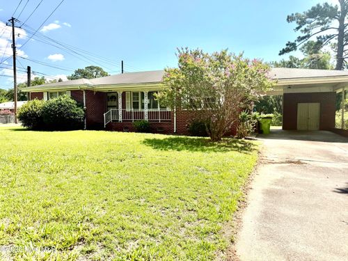 1702 Clark Ave, New Bern, NC, 28560-3512 | Card Image