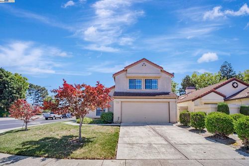 32393 Derby St, Union City, CA, 94587-1949 | Card Image