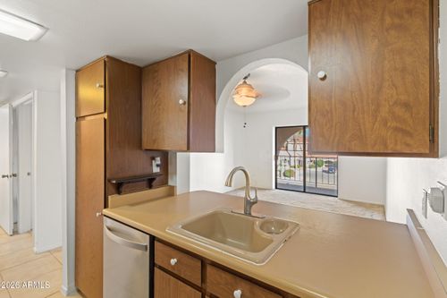 3008-3033 E Devonshire Ave, Phoenix, AZ, 85016-5894 | Card Image