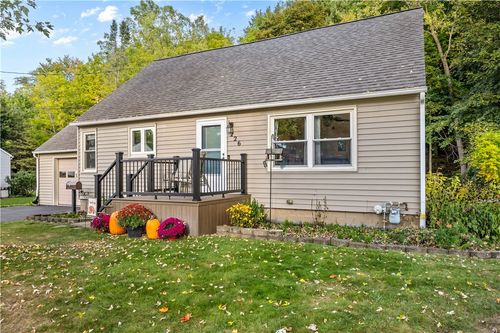 226 Charlotte St, Newark, NY, 14513-2129 | Card Image