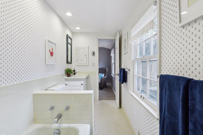 4022 Hillcrest Rd, House other with 3 bedrooms, 3 bathrooms and null parking in Wayzata MN | Image 21