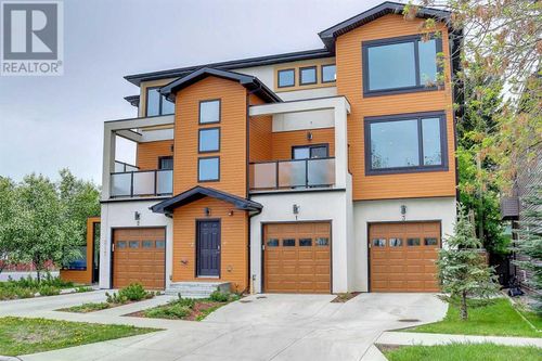 317 15 Ave Ne, Calgary, AB, T2E1H3 | Card Image