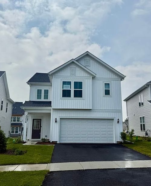 2547 Tailshot Rd, Naperville, IL, 60564-1061 | Card Image