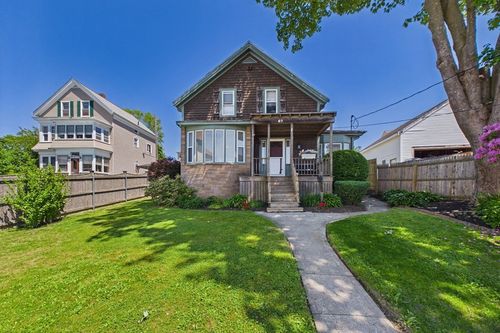 87 Stowe St, Fall River, MA, 02720-4043 | Card Image