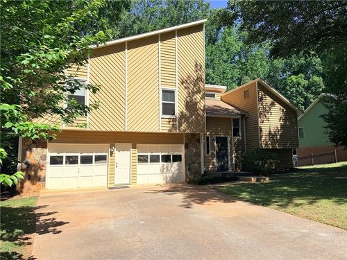 284 Angla Dr Se, Smyrna, GA, 30082-3637 | Card Image