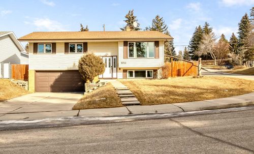5711 Dalmead Cres Nw, Calgary, AB, T3A1E7 | Card Image
