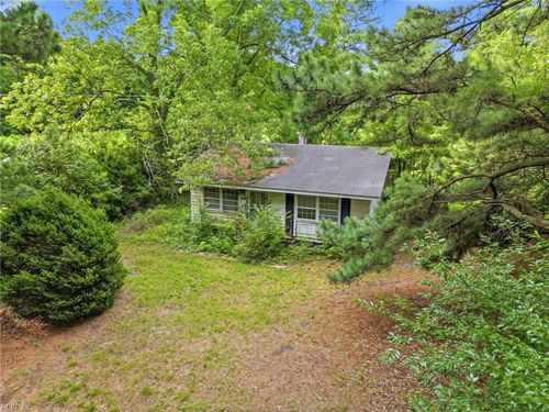 5360 Spady Ln, Cape Charles, VA, 23310-3920 | Card Image