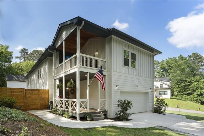 3899 Carlton Dr, House other with 4 bedrooms, 4 bathrooms and 2 parking in Chamblee GA | Image 13