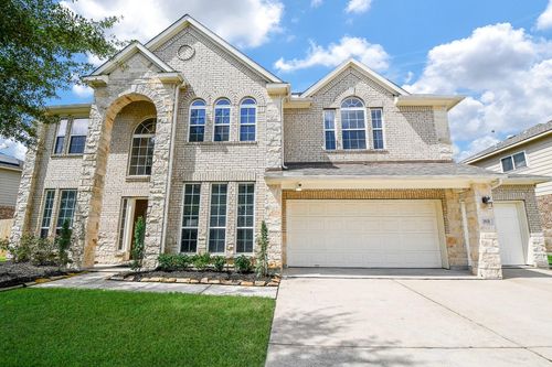 2810 Straight Elm, Fresno, TX, 77545-8180 | Card Image