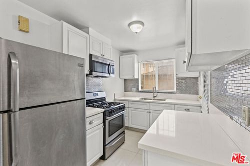 apt-a-4108 Santa Rosalia Dr, LOS ANGELES, CA, 90008-5011 | Card Image