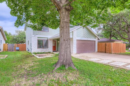 11426 Bristle Oak Trl, Austin, TX, 78750-1308 | Card Image
