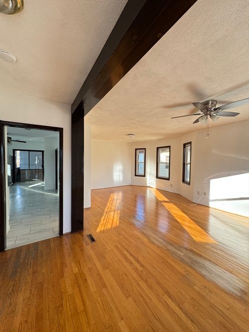 188-188 Sylvan St, Malden, MA, 02148-1746 | Card Image