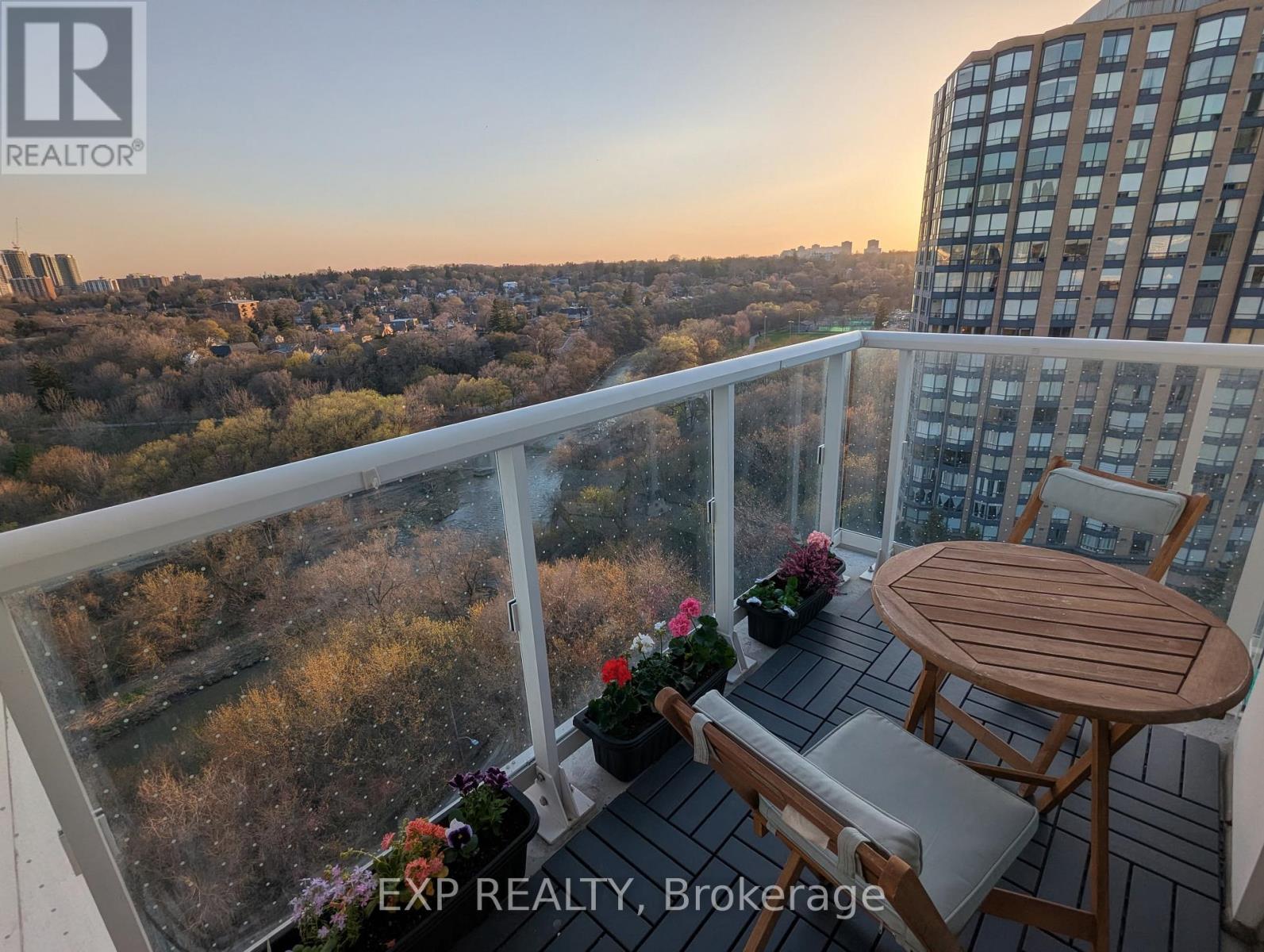 Residential in Toronto (Weston) 2