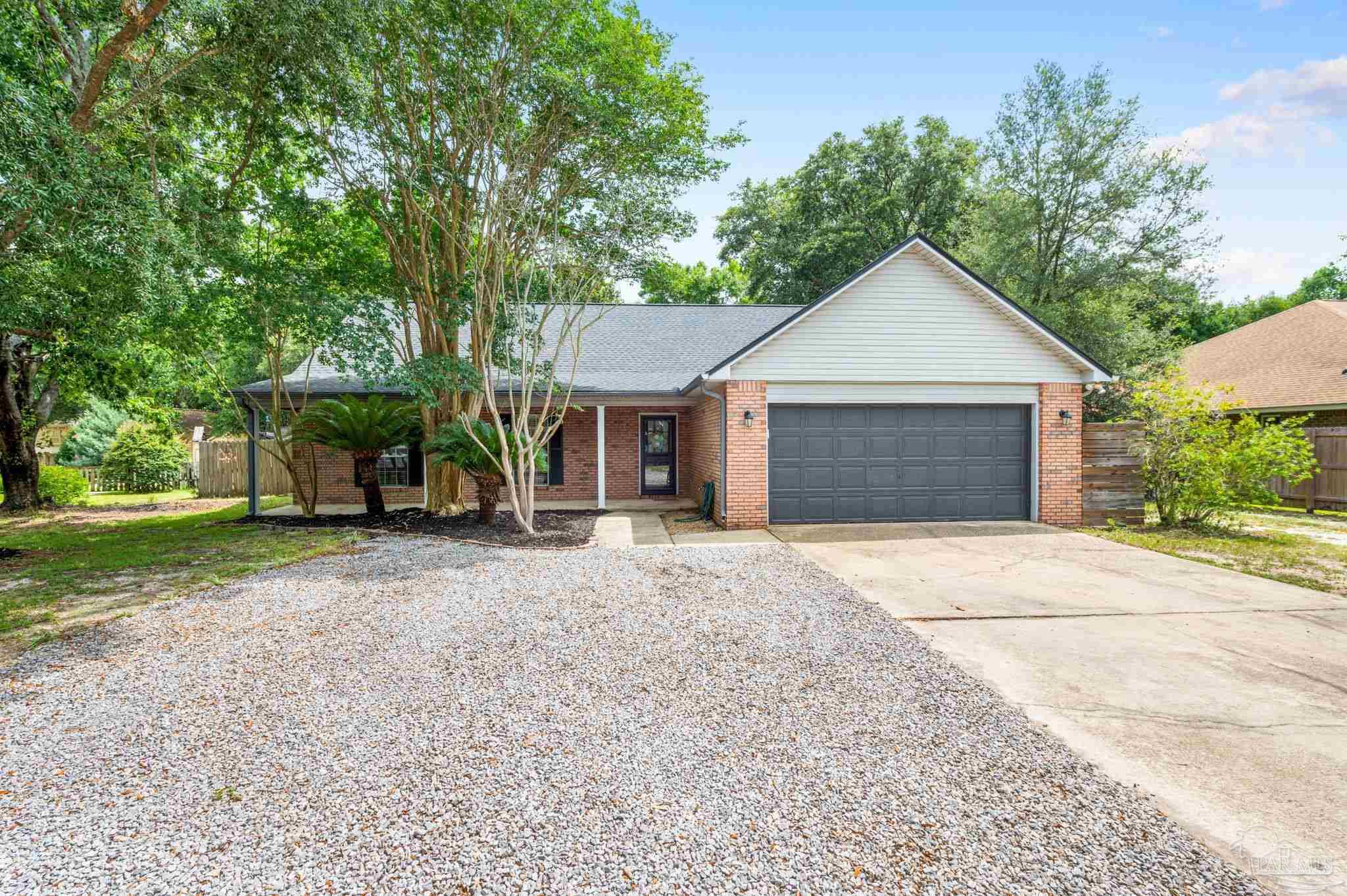 Lago Mirada Dr, Navarre, FL 32566