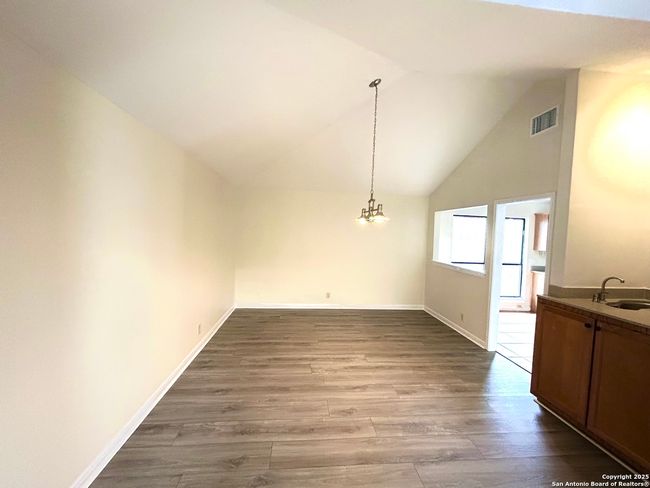 5904 Spring Vly, House other with 3 bedrooms, 2 bathrooms and null parking in San Antonio TX | Image 11