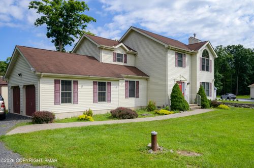 263 Waverly Dr, East Stroudsburg, PA, 18302-9063 | Card Image