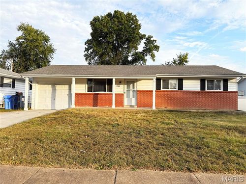 2750 Robert Dr, Florissant, MO, 63031-1634 | Card Image