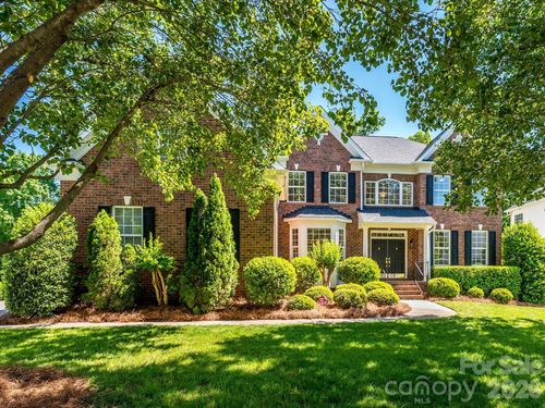 2172 Woodstream Rd, Harrisburg, NC, 28075-8366 | Card Image