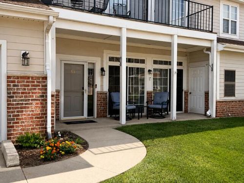 6739 Meadowlands Cir, Pleasant Prairie, WI, 53158-3324 | Card Image