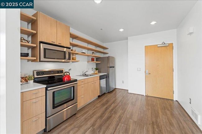 Spacious Open Kitchen | Image 10