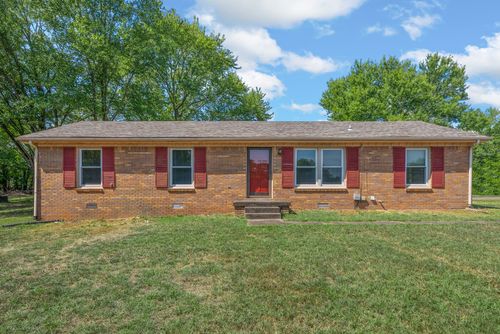 328 Welchwood Dr, Clarksville, TN, 37040-6739 | Card Image