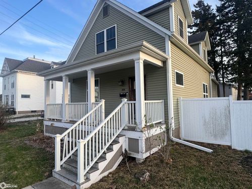 204 W Henry St, Mount Pleasant, IA, 52641-1612 | Card Image