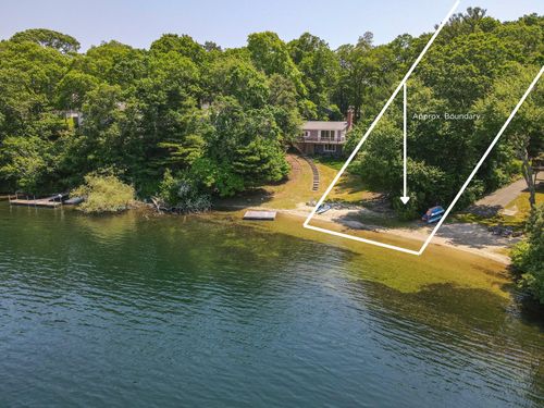 73 Lake Shore Dr, East Falmouth, MA, 02536-4715 | Card Image