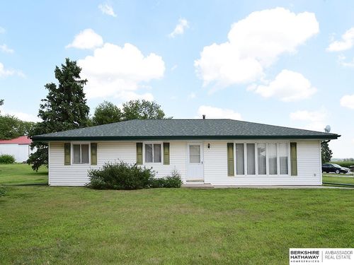 12800 Davey Rd, Waverly, NE, 68462-9677 | Card Image