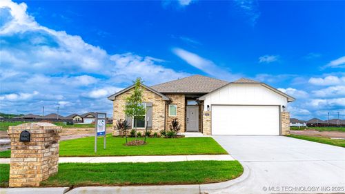 10917 S 271st East Ave, Coweta, OK, 74429 | Card Image
