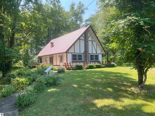 2354 E Huron Rd, Au Gres, MI, 48703-9419 | Card Image