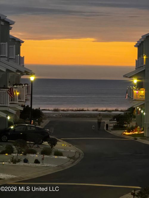 734 W Beach Blvd, Long Beach, MS, 39560-5845 | Card Image