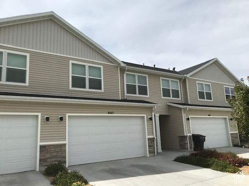 947 N 960 W, Tremonton, UT, 84337-2591 | Card Image