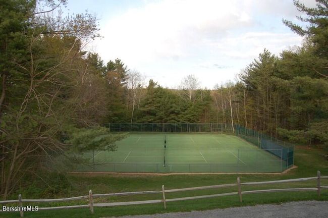 Nova grass tennis courts | Image 39