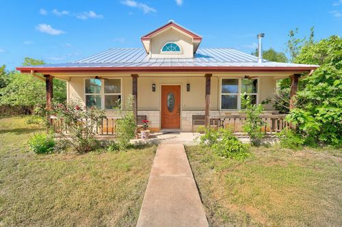 195 Live Oak, Liberty Hill, TX, 78642-6272 | Card Image